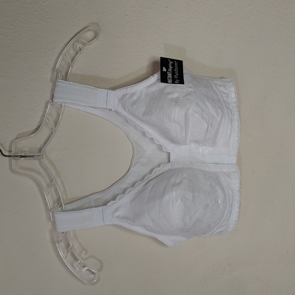 Plusform Women's Size 34C Front Close Bra, NWT